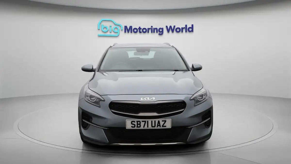 2022-kia-xceed-10-t-gdi-2-big-2