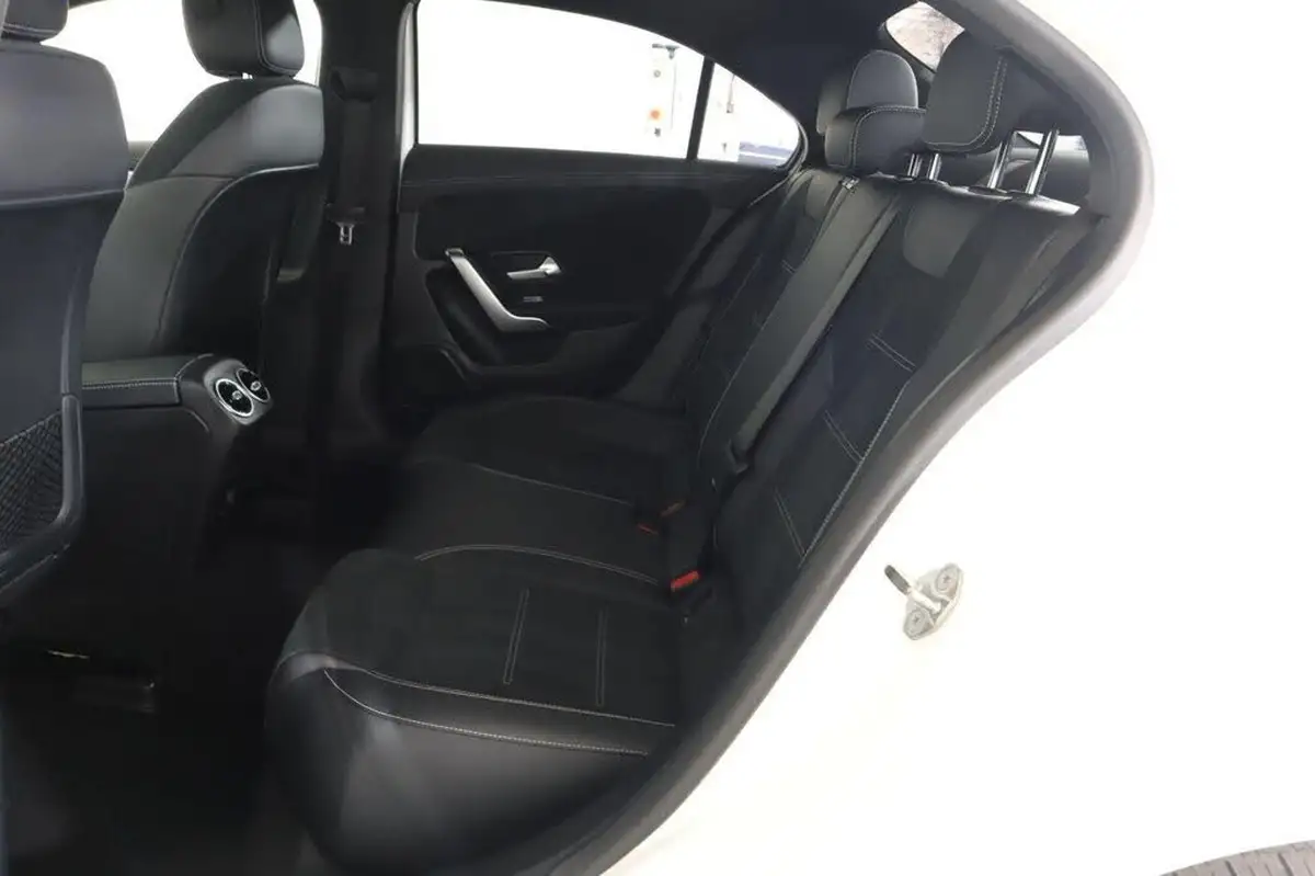 2022-mercedes-benz-a-class-20-a250-amg-line-executive-edition-saloon-4d-big-15