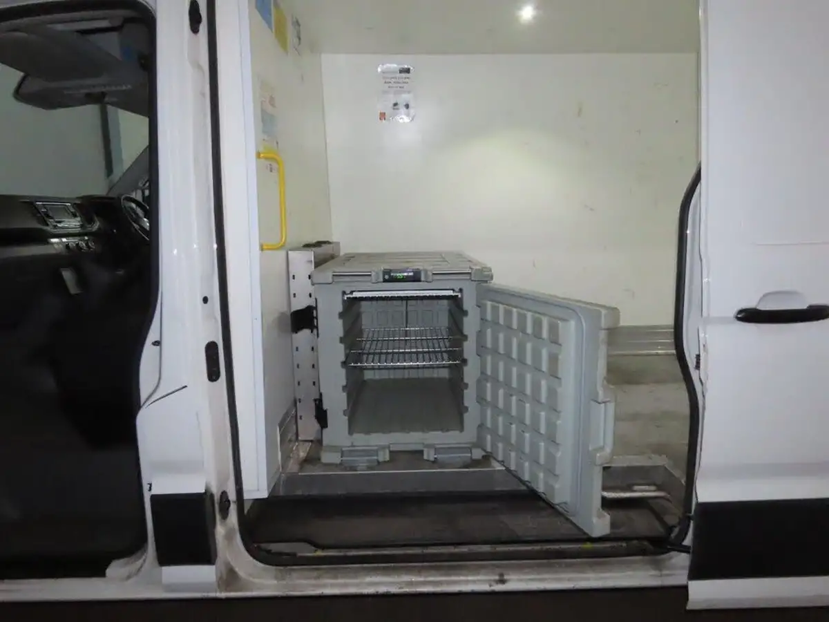 2020-volkswagen-crafter-20tdi-cr35-lwb-startline-140pseu6dt-e-panel-van-big-8