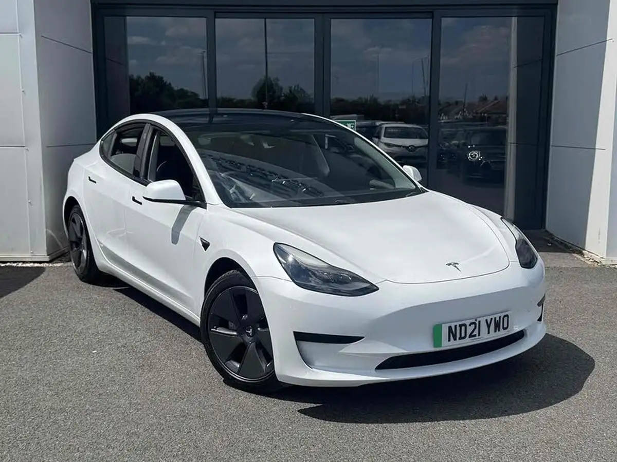 2021-tesla-model-3-e-standard-plus-big-0