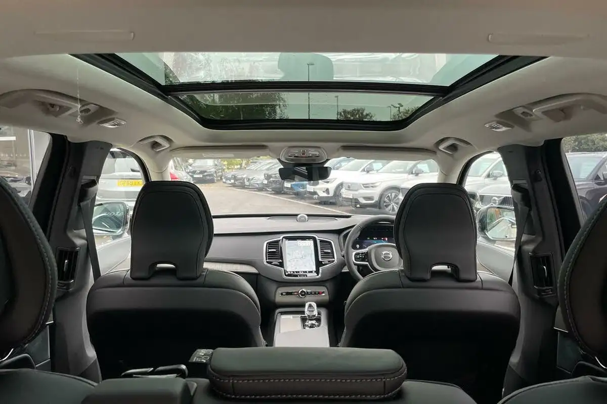 2024-volvo-xc90-20-b5-ultra-dark-big-20