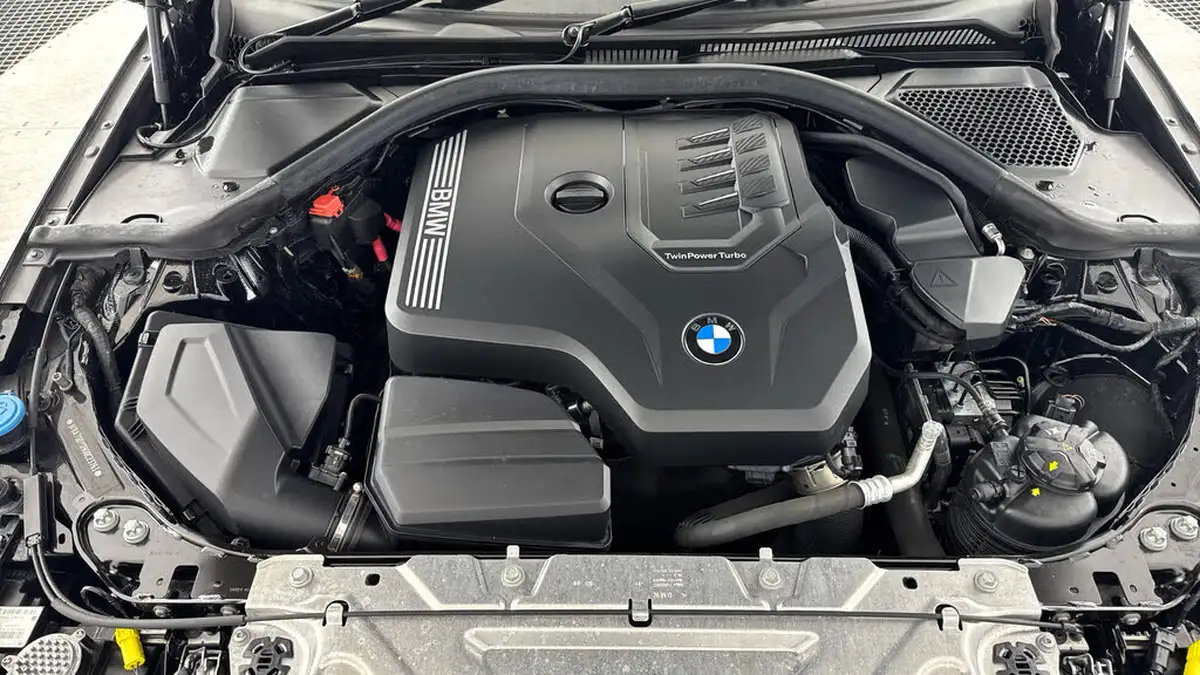 2021-bmw-3-series-20-318i-m-sport-saloon-4d-big-26