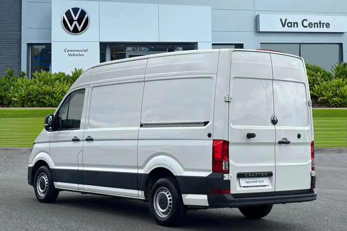 2024-volkswagen-crafter-20tdi-cr35-mwb-commerce-plus-140pseu6d-big-1