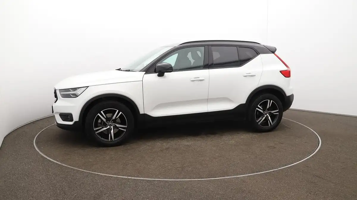 2020-volvo-xc40-20-t4-r-design-awd-big-66