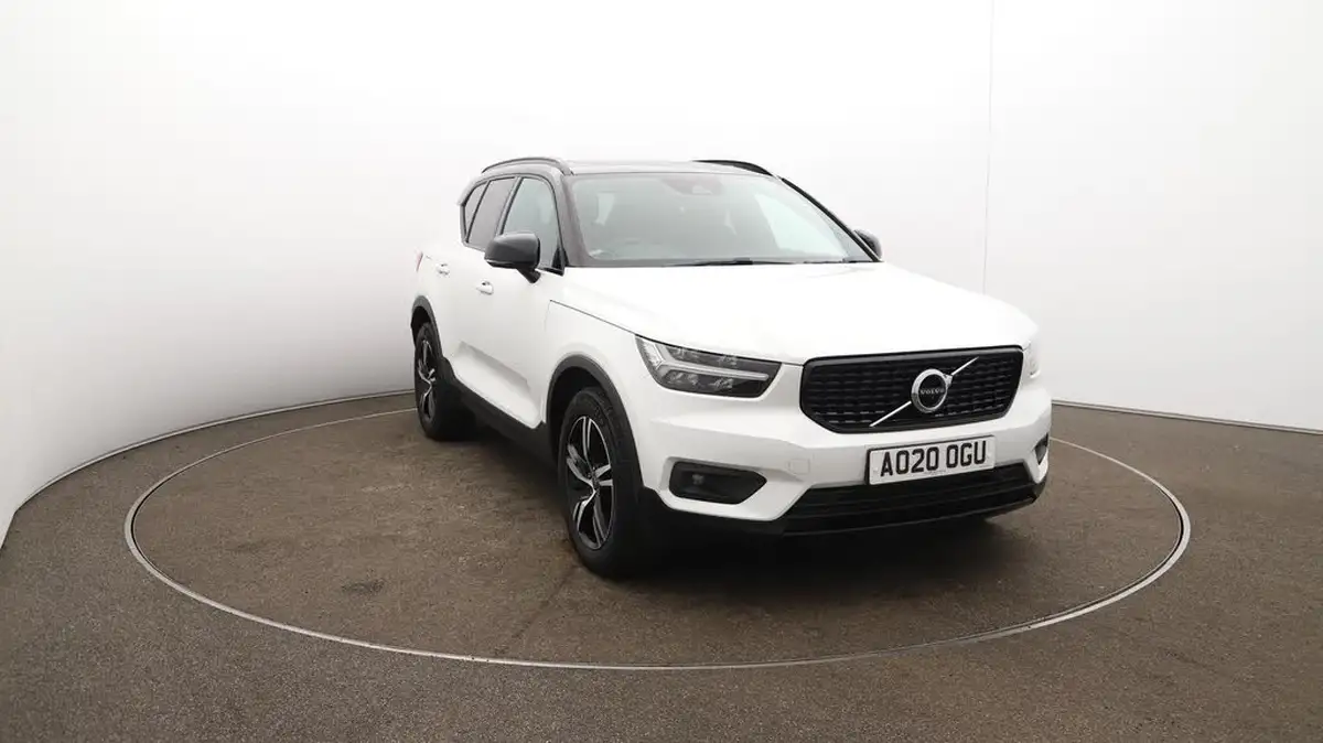 2020-volvo-xc40-20-t4-r-design-awd-big-42