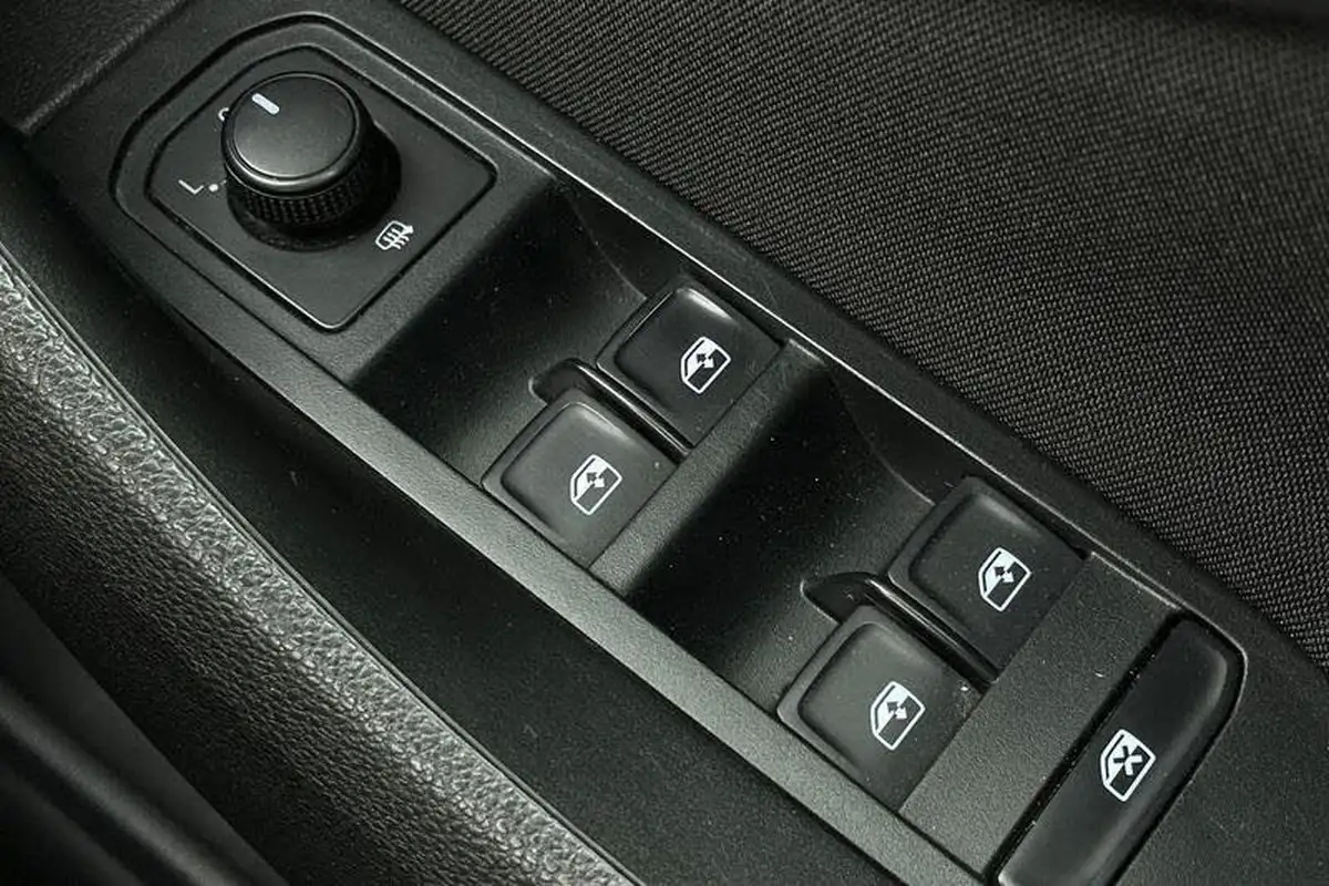2020-skoda-kamiq-15-tsi-se-big-15