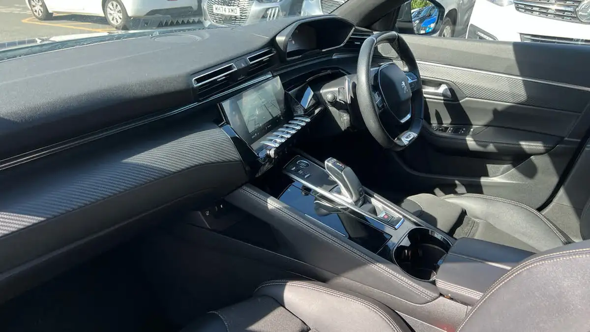 2023-peugeot-508-sw-12-puretech-gt-130ps-big-11