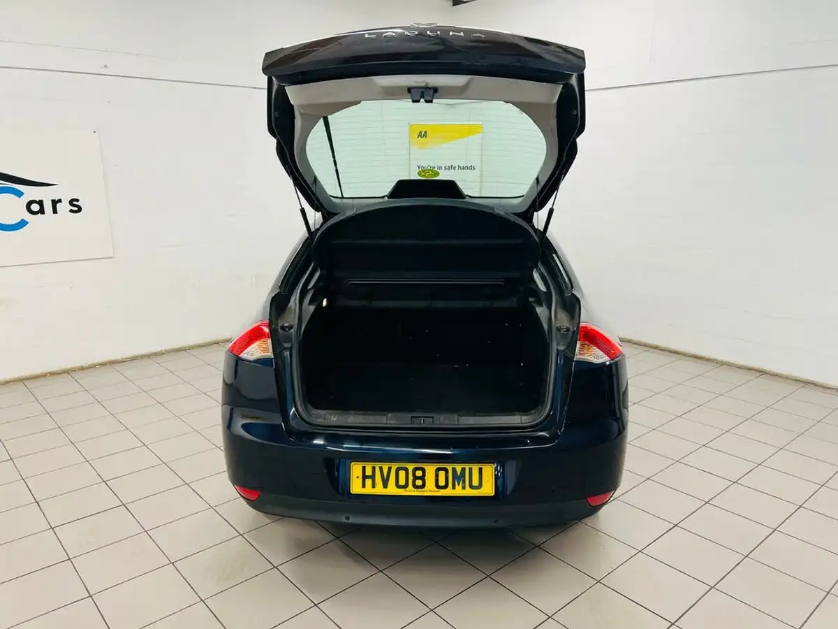 2008-renault-laguna-20td-initiale-150-hatchback-big-15