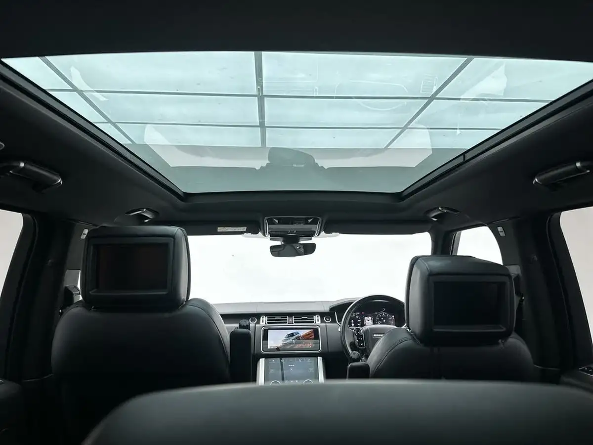 2018-land-rover-range-rover-30v6-sc-vogue-se-big-29