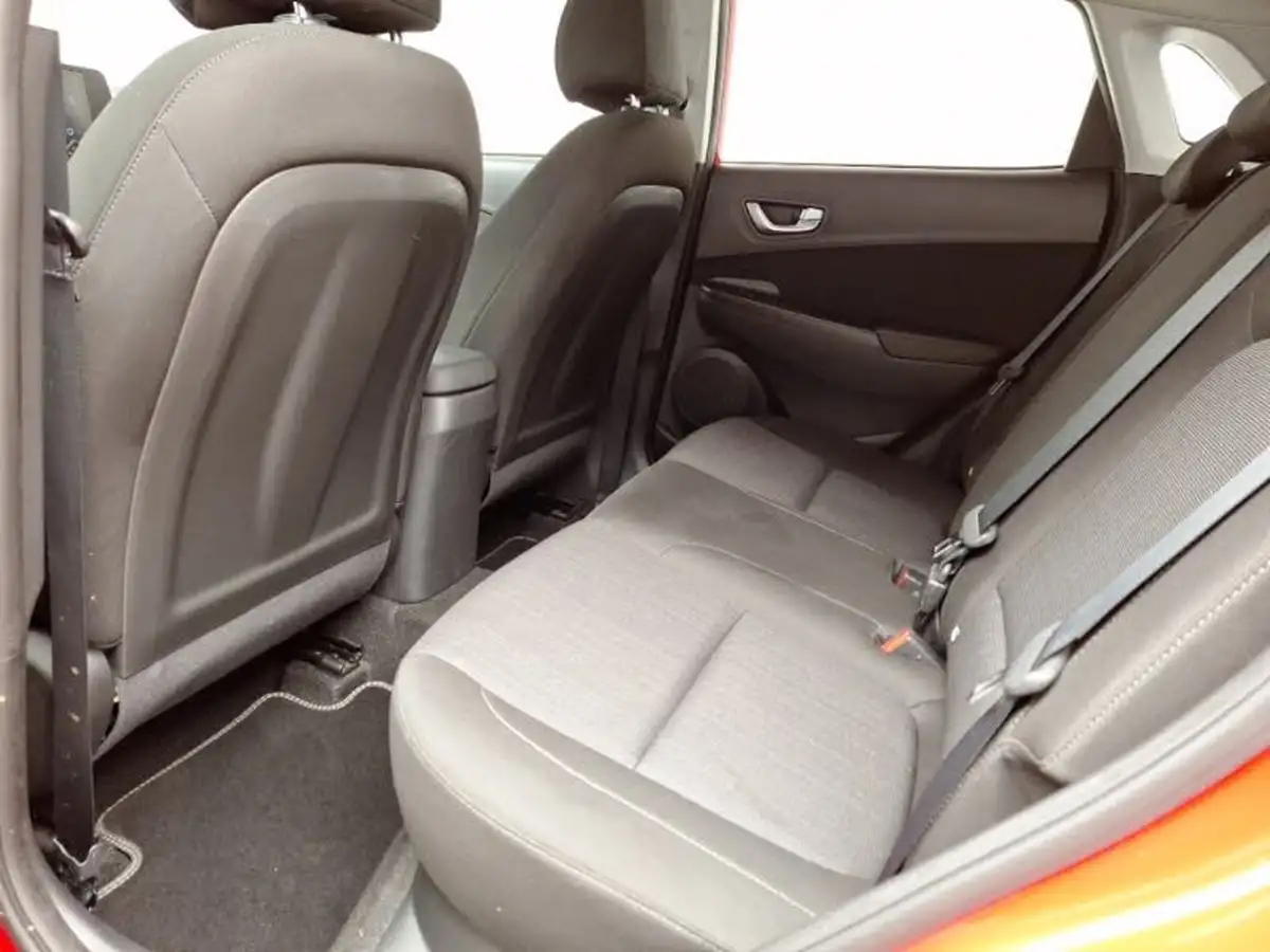2022-hyundai-kona-10-t-gdi-se-connect-big-5