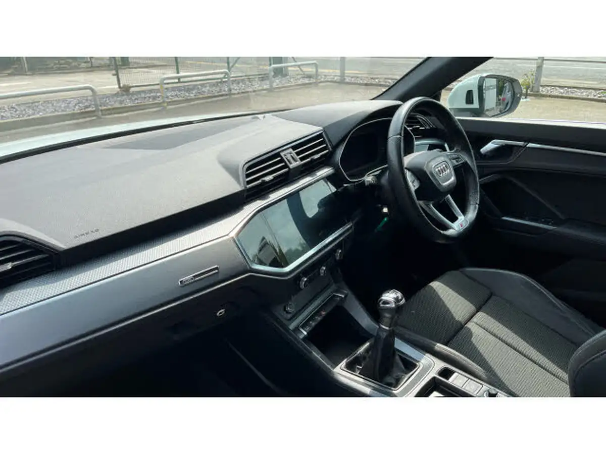 2021-audi-q3-15-35-tfsi-s-line-cod-station-wagon-big-8