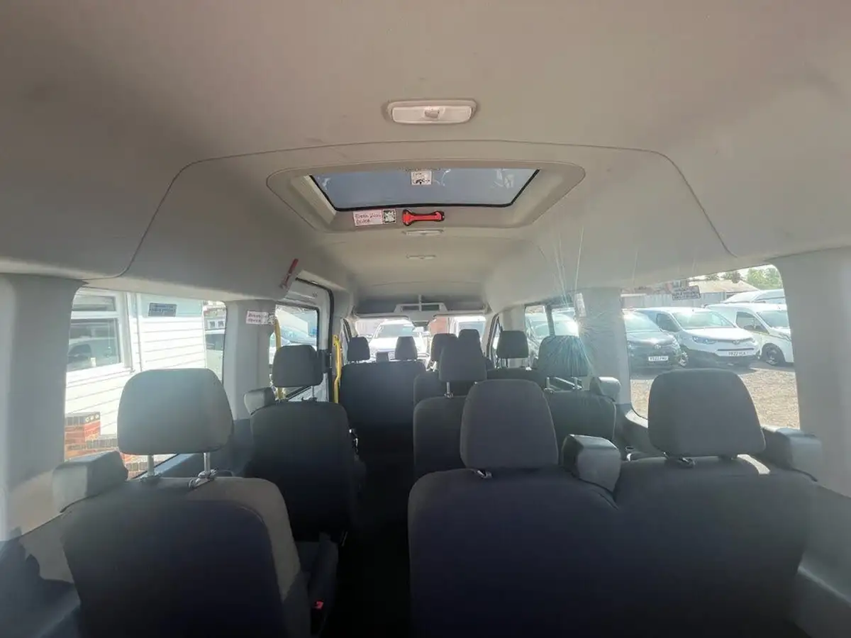 2017-ford-transit-22tdci-410-l3h2-155ps-14-big-37