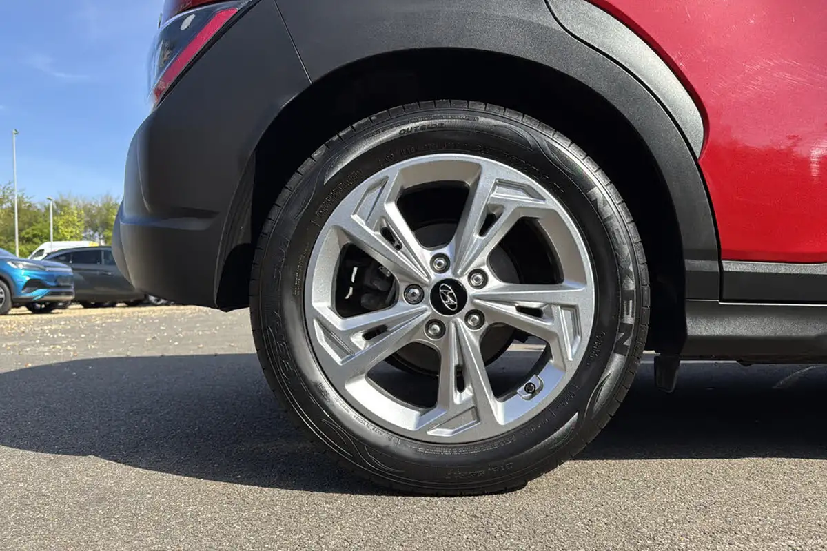 2022-hyundai-kona-10-t-gdi-se-connect-big-6
