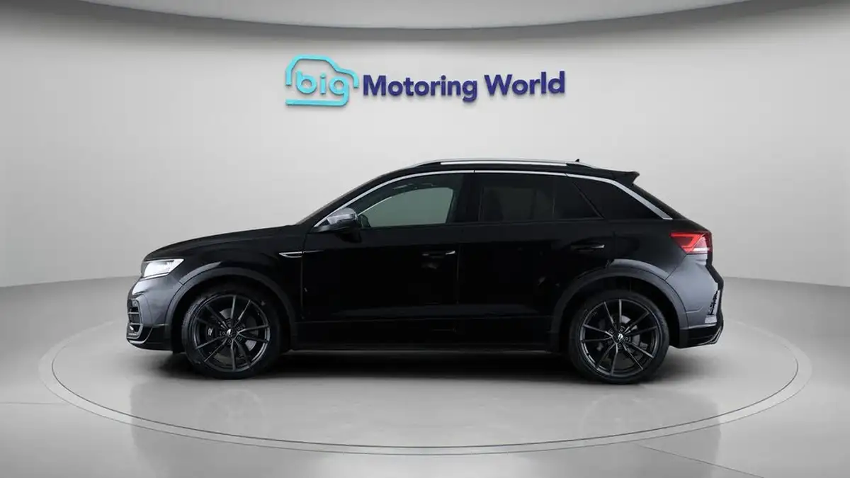 2021-volkswagen-t-roc-20-tsi-r-big-4