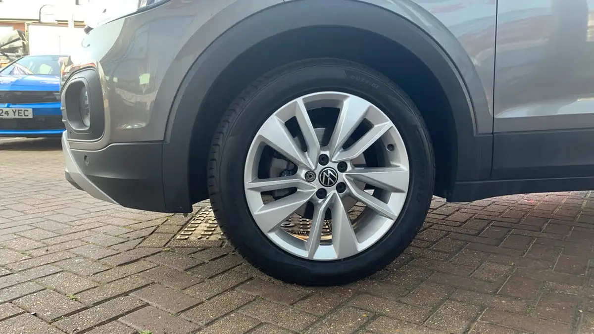 2020-volkswagen-t-cross-10-tsi-se-115ps-big-13