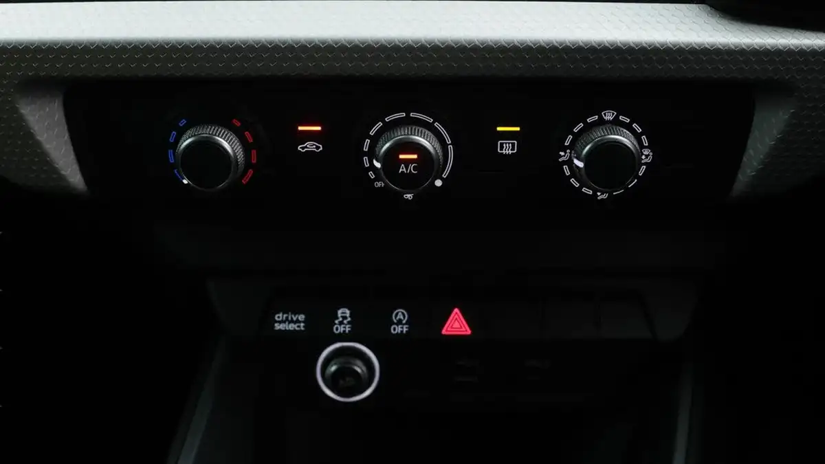 2019-audi-a1-10-30-tfsi-s-line-ss-tronic-big-12