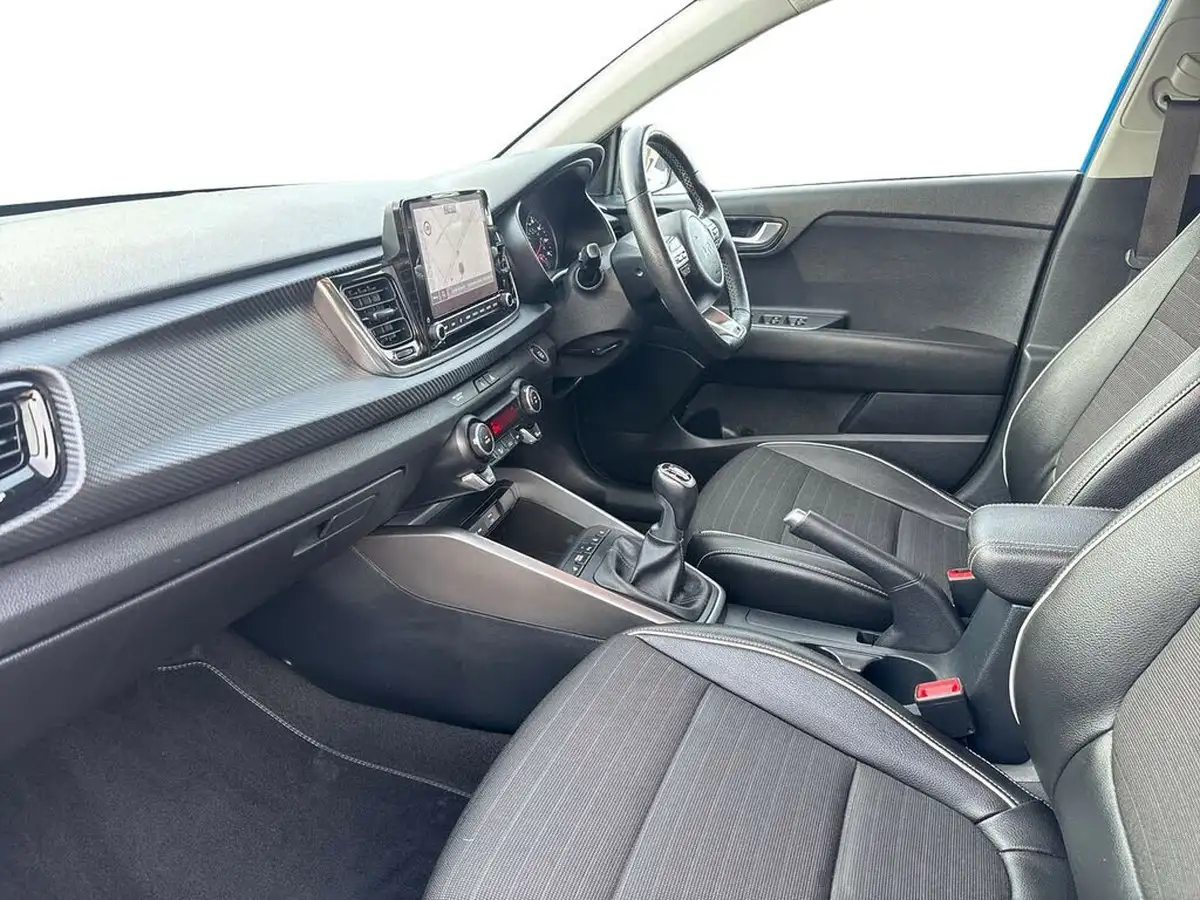 2023-kia-rio-10-t-gdi-gt-line-s-big-10