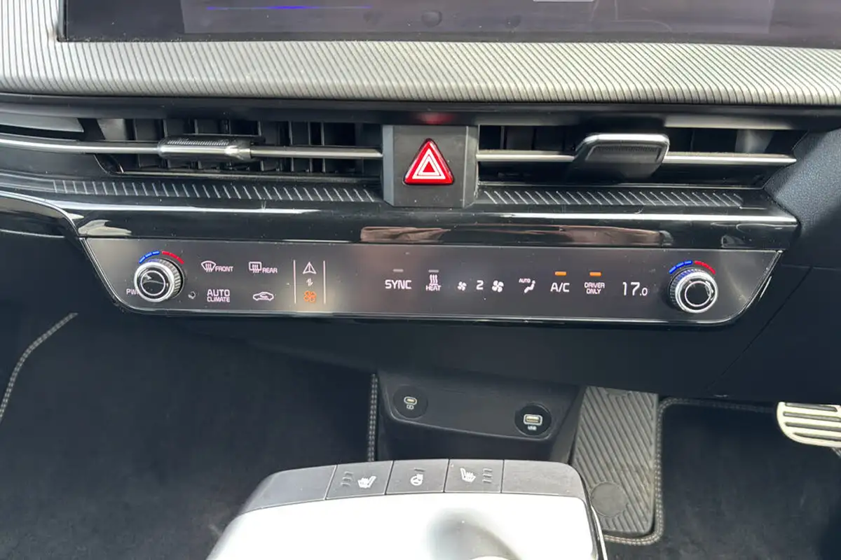 2023-kia-ev6-e-gt-line-320bhp-awd-big-14