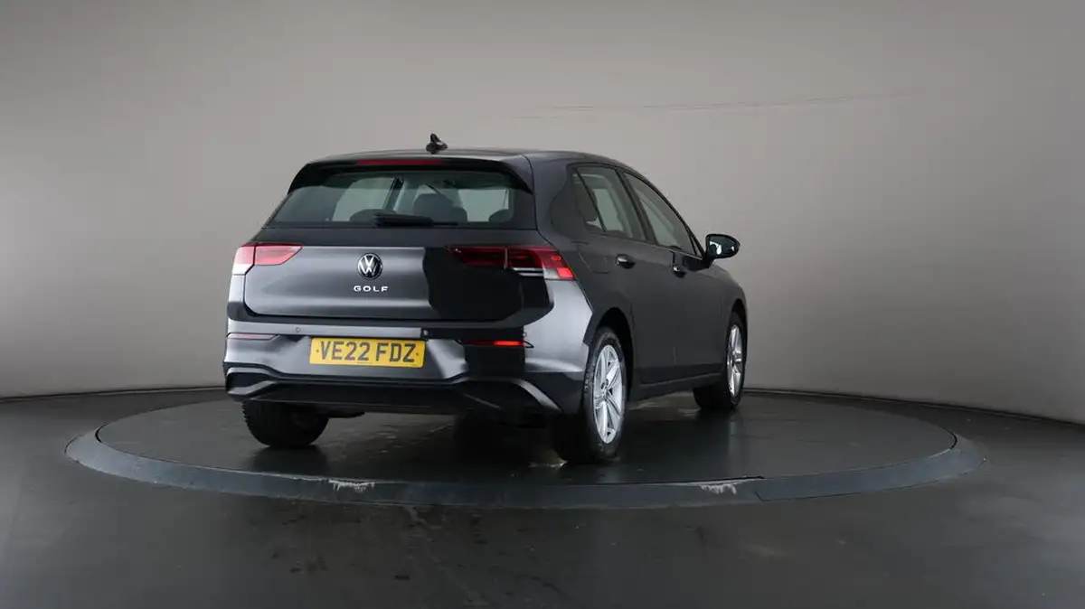 2022-volkswagen-golf-15-tsi-life-150ps-hatchback-big-69