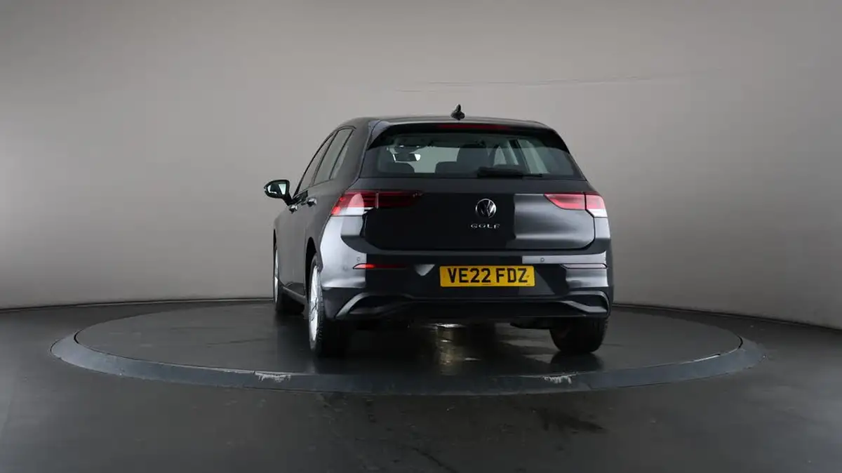 2022-volkswagen-golf-15-tsi-life-150ps-hatchback-big-45