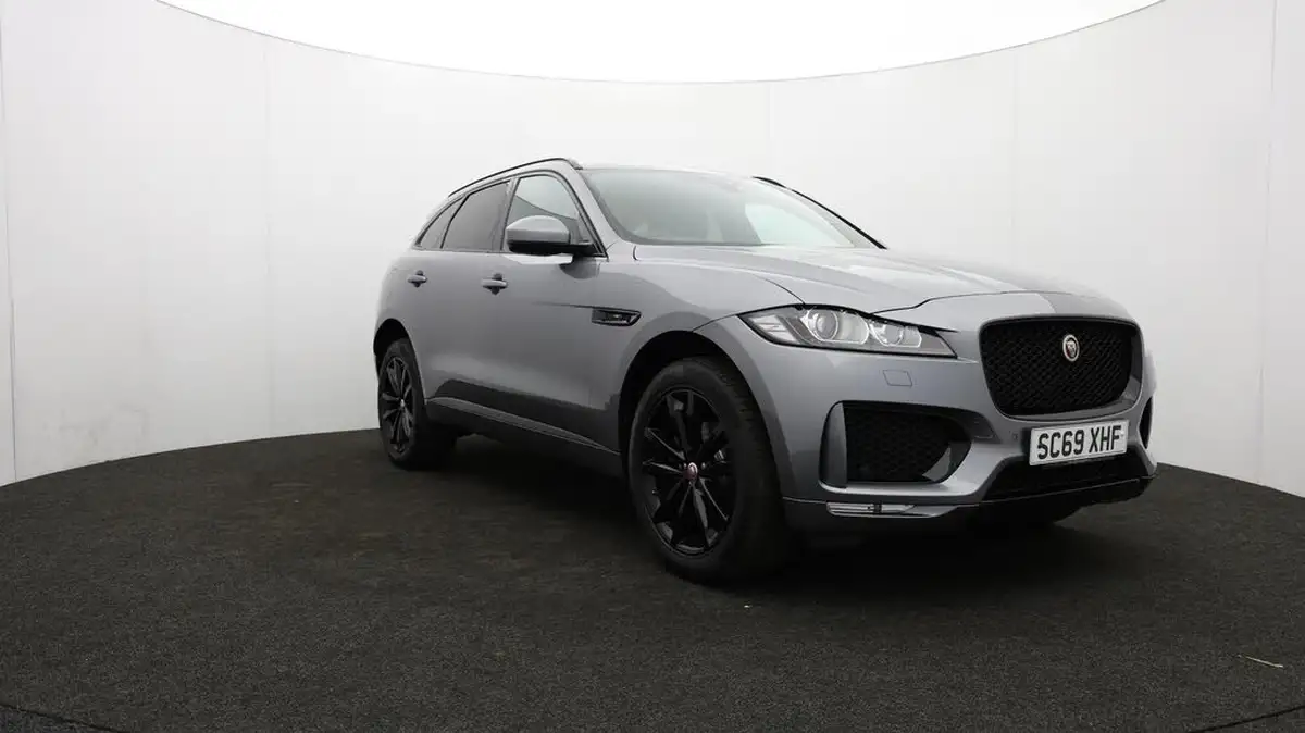 2020-jaguar-f-pace-20-i4d-chequered-flag-180ps-big-44