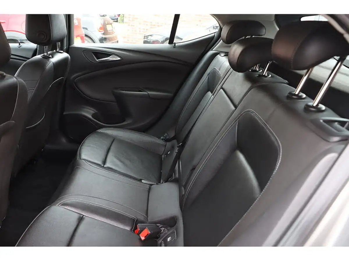 2018-vauxhall-astra-14i-16v-turbo-elite-150ps-hatchback-big-22