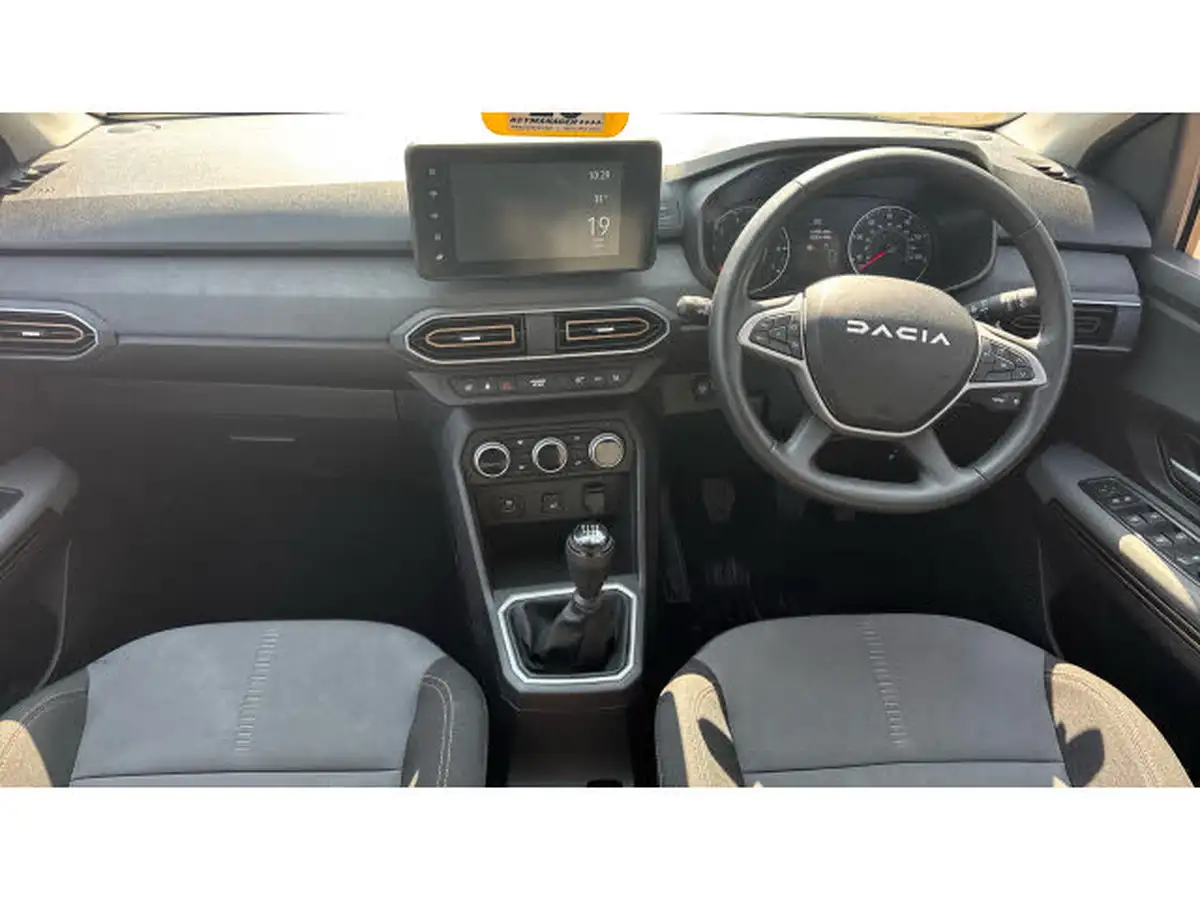 2023-dacia-sandero-stepway-10-tce-essential-90bhp-big-9