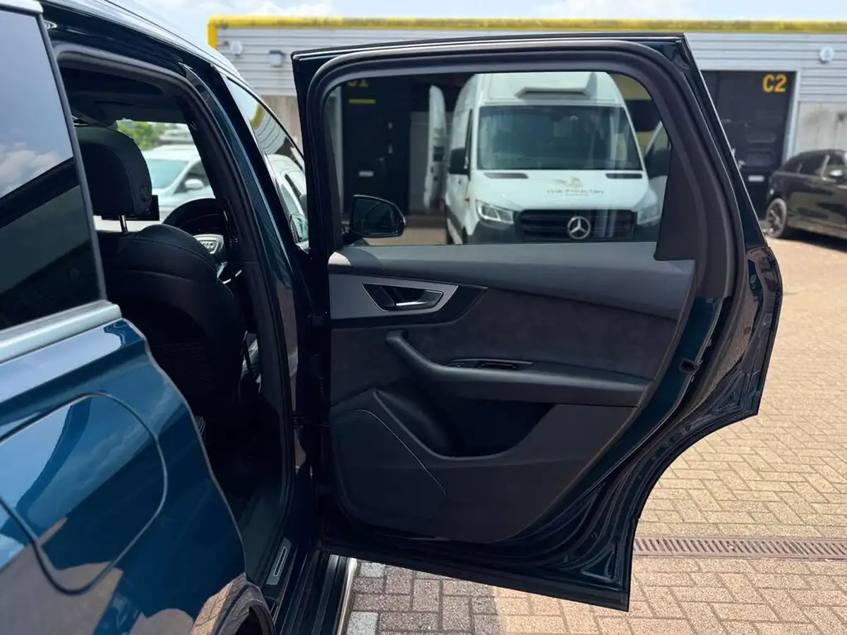 2019-audi-q7-30tdi-quattro-s-line-218ps-big-33