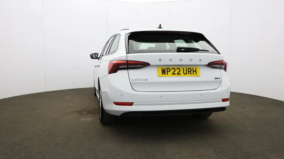 2022-skoda-octavia-10-tsi-se-technology-110ps-estate-big-58