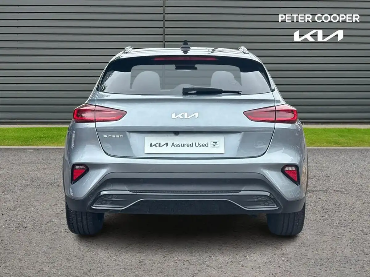 2022-kia-xceed-15-t-gdi-3-big-8