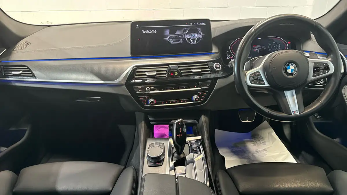 2021-bmw-5-series-20td-520d-m-sport-mht-touring-5d-big-10