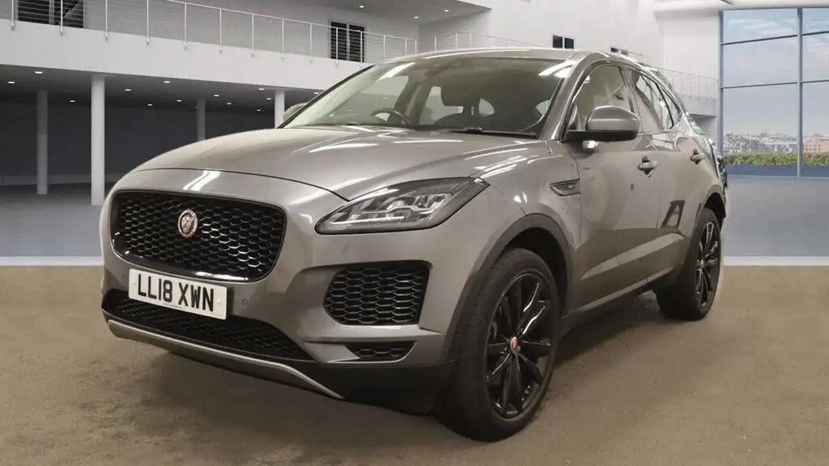 2018-jaguar-e-pace-20-i4-s-ss-big-1