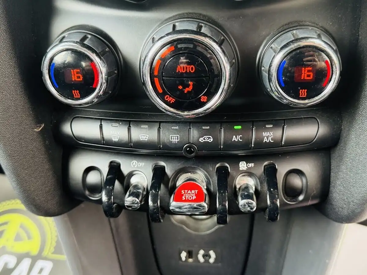 2017-mini-cooper-12-one-3d-big-14