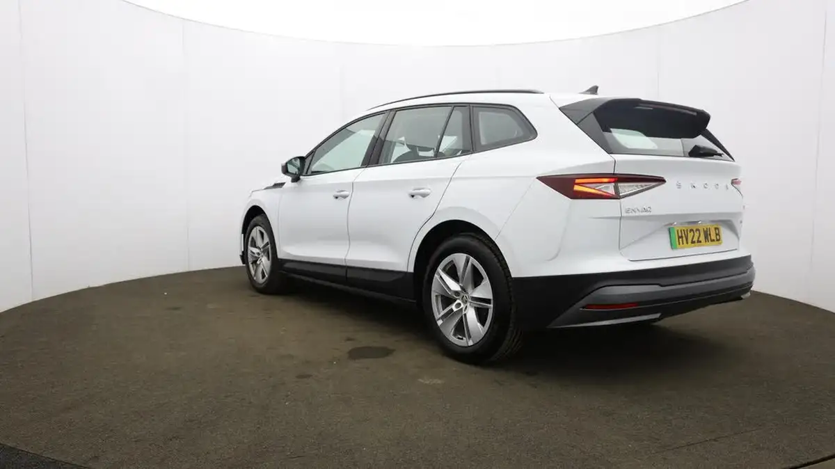 2022-skoda-enyaq-e-60-big-55
