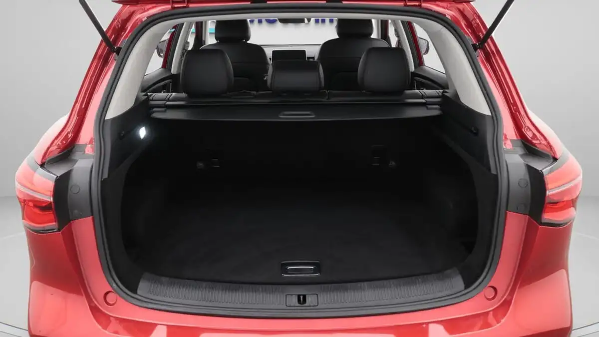 2022-mg-hs-15t-gdi-excite-162ps-dct-big-17