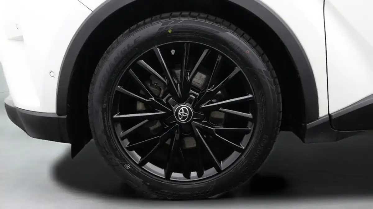 2019-toyota-c-hr-18-vvt-i-excel-big-18