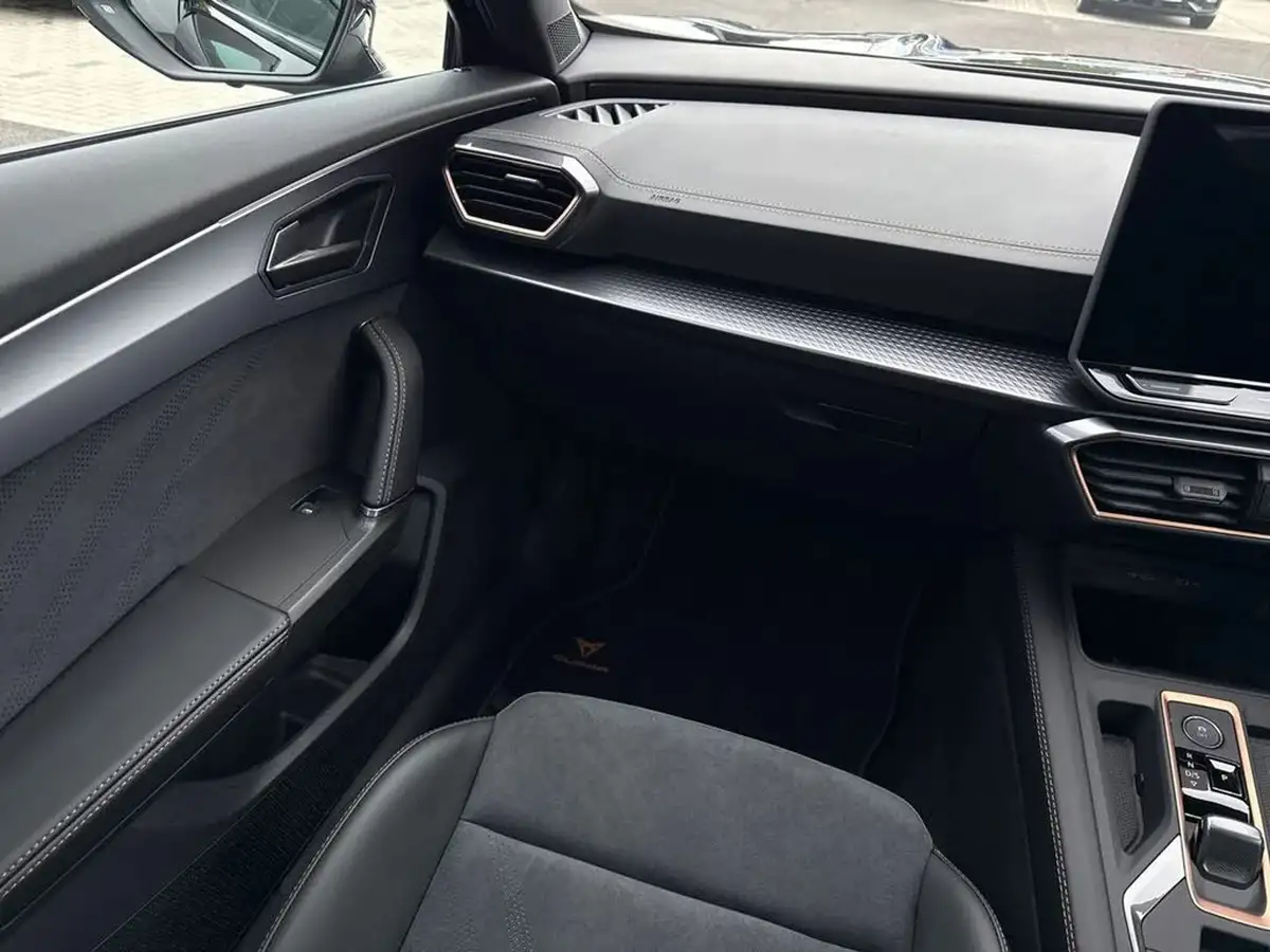 2025-cupra-formentor-15-etsi-v2-big-14