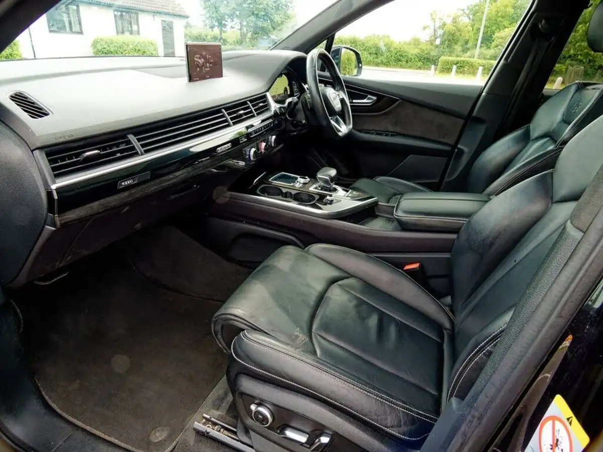 2018-audi-q7-30-50-tdi-black-edition-big-27