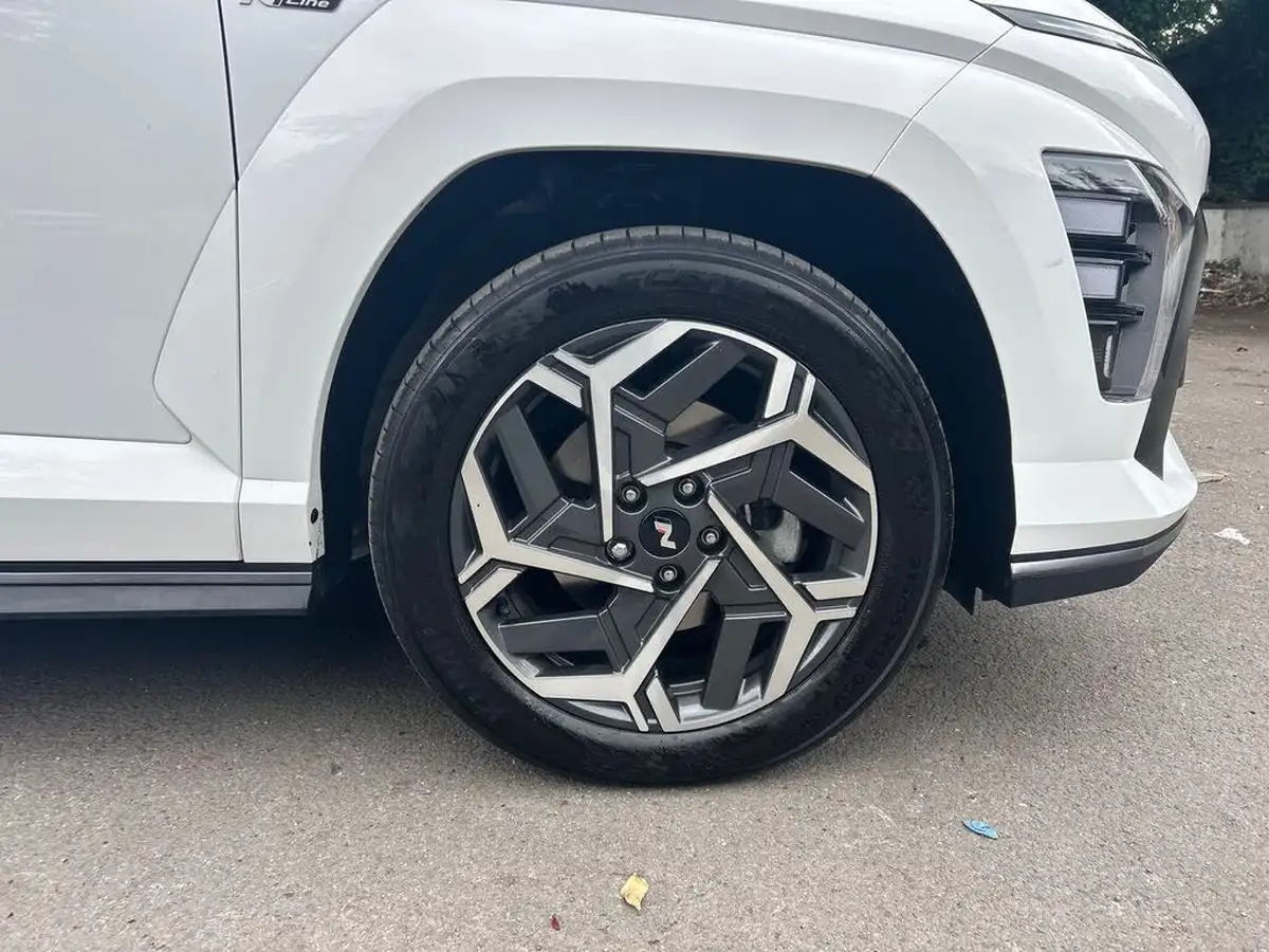 2024-hyundai-kona-big-8