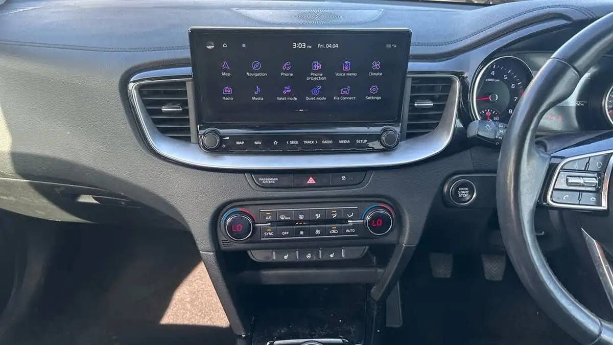 2022-kia-xceed-15-t-gdi-3-big-11