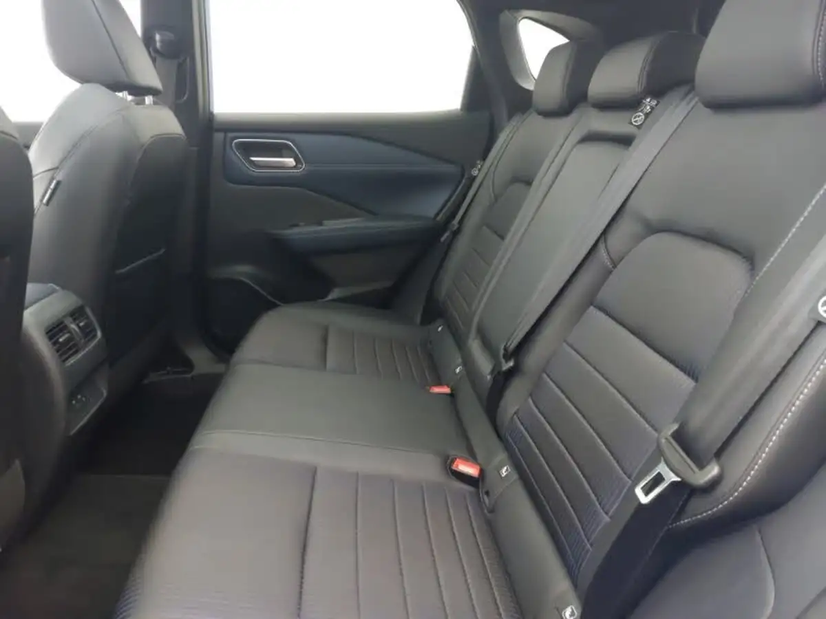 2022-nissan-qashqai-13-dig-t-tekna-140ps-mild-hybrid-big-5