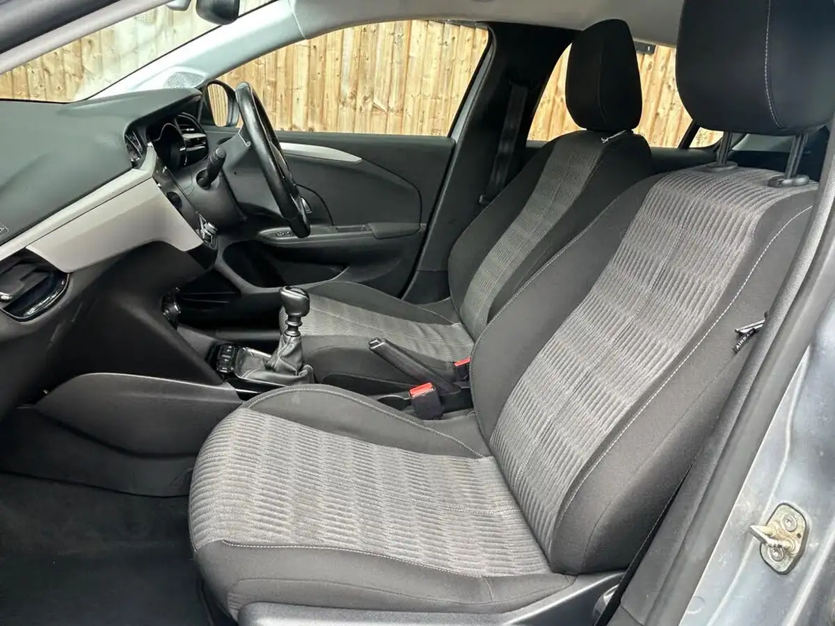 2020-vauxhall-corsa-12-turbo-se-premium-big-23