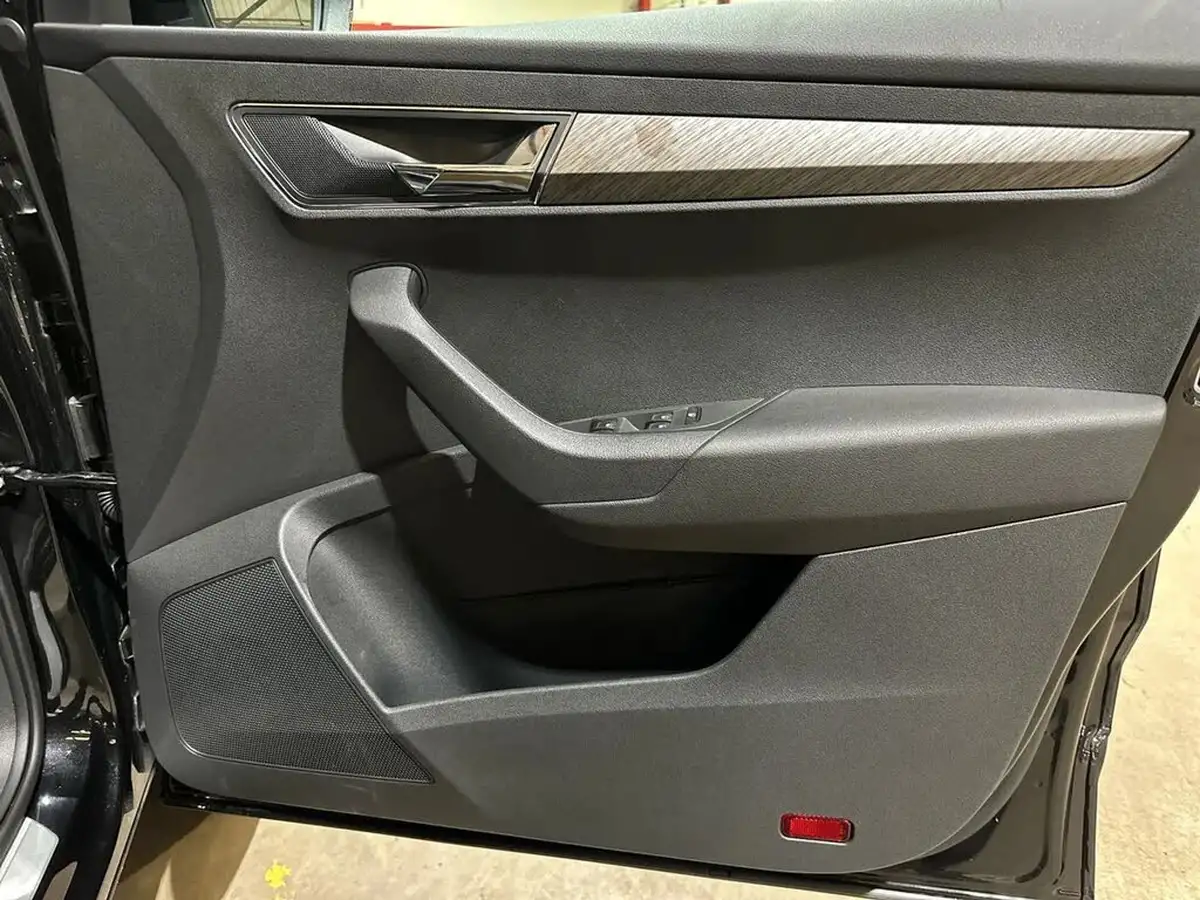 2023-skoda-karoq-15-tsi-se-l-dsg-big-38