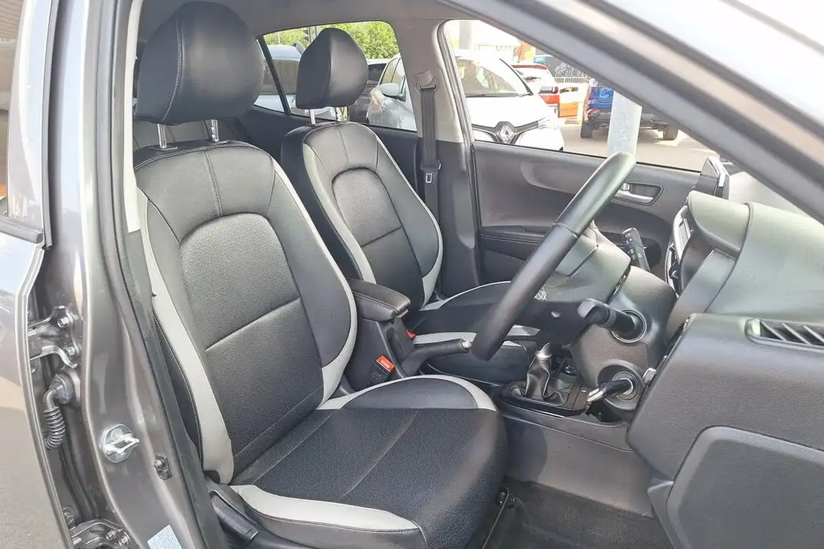 2022-kia-picanto-10-shadow-big-32