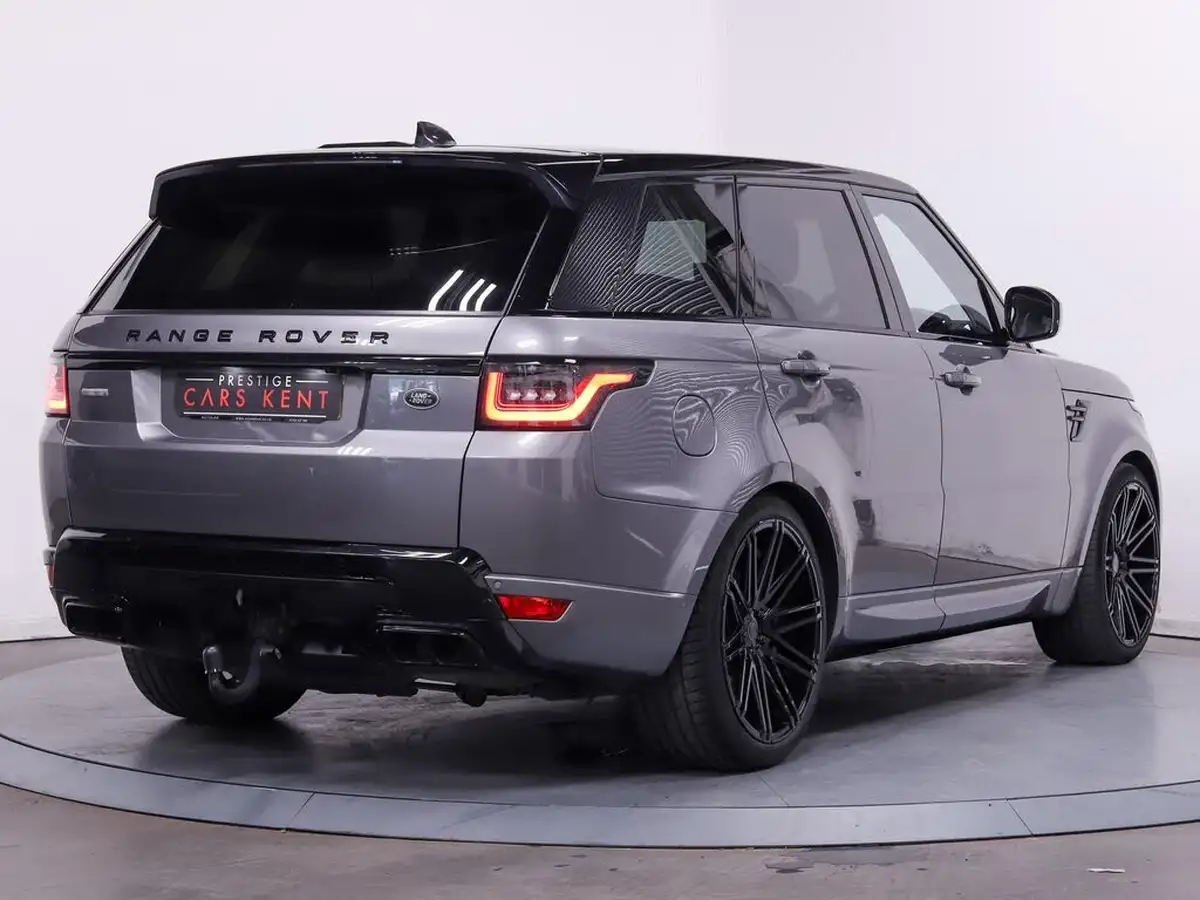 2021-land-rover-range-rover-sport-30-d300-hse-silver-big-8