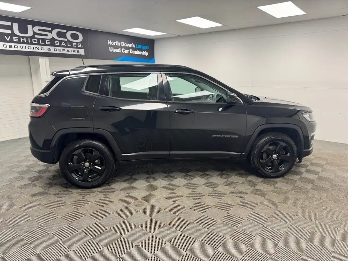 2018-jeep-compass-14-multiair-ii-longitude-big-3