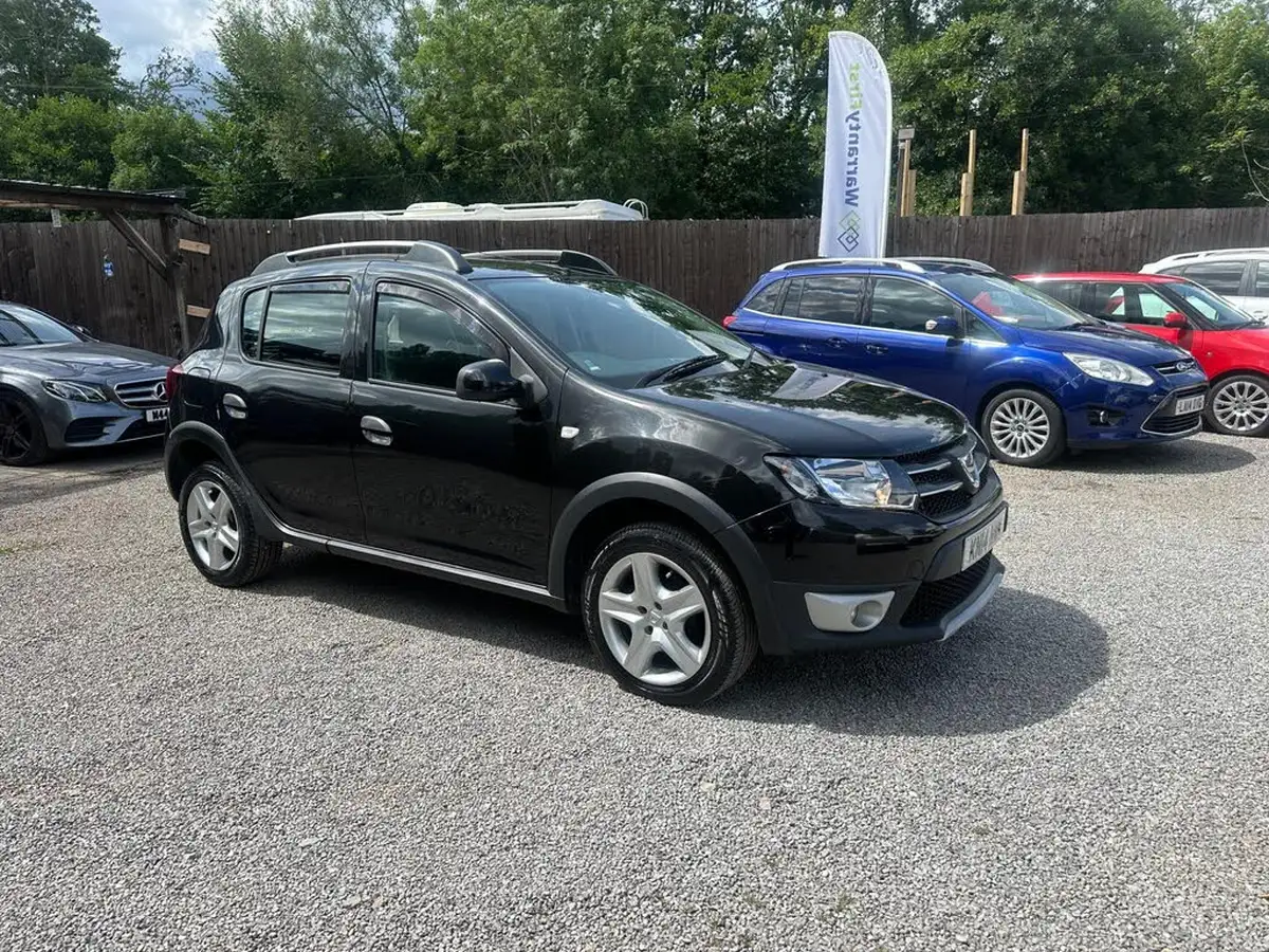 2014-dacia-sandero-stepway-15d-laureate-big-1
