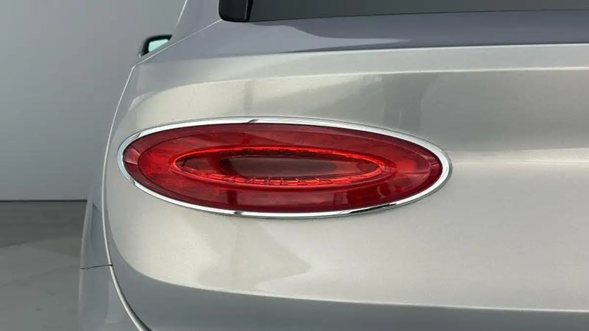 2020-bentley-bentayga-30-hybrid-big-15