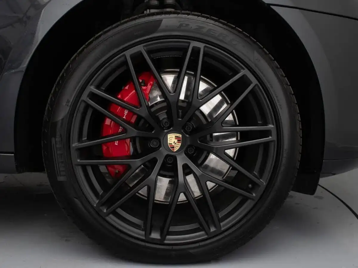 2023-porsche-macan-29-v6-gts-big-3