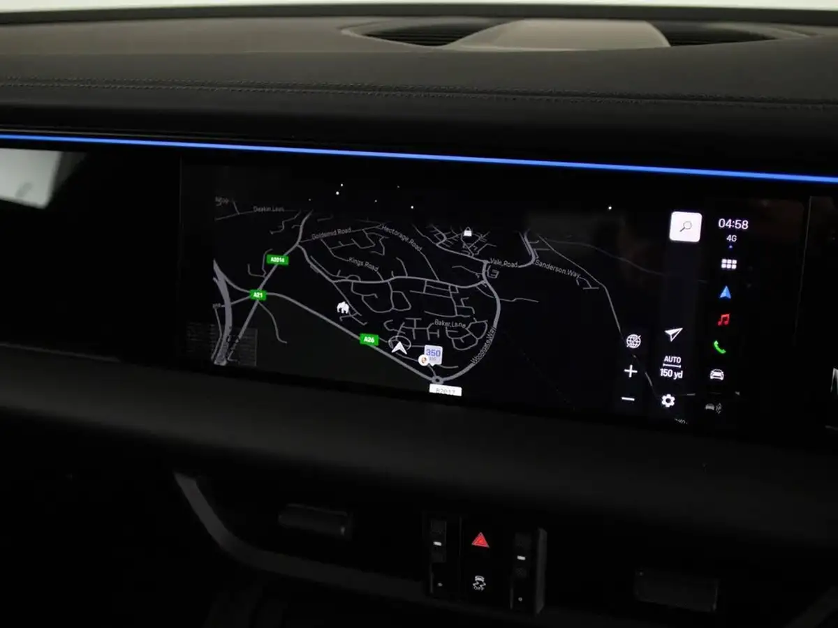2025-porsche-macan-e-electric-big-44